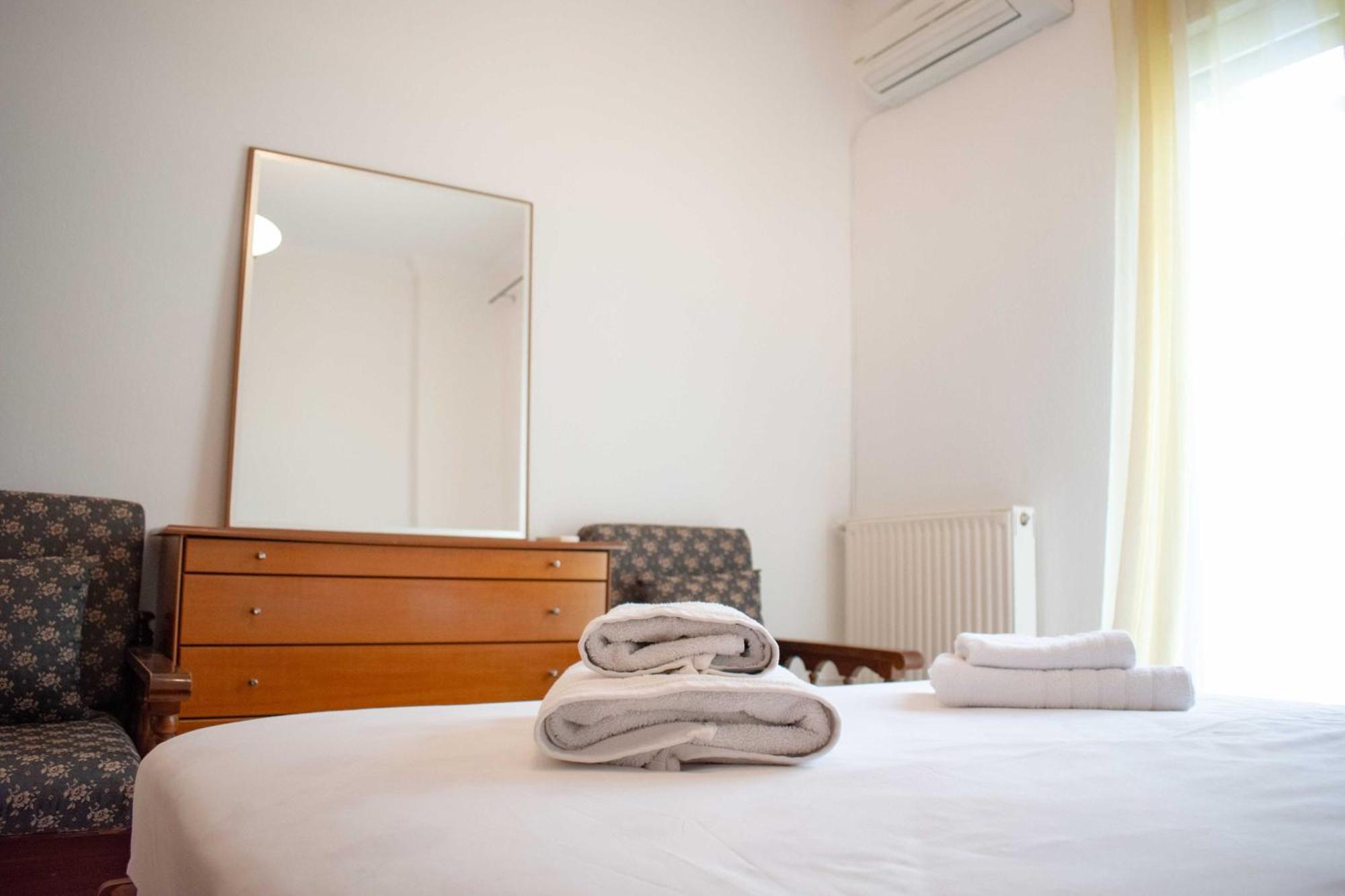 C.16 The Nest #Colony City Heart Thessaloníki Luaran gambar