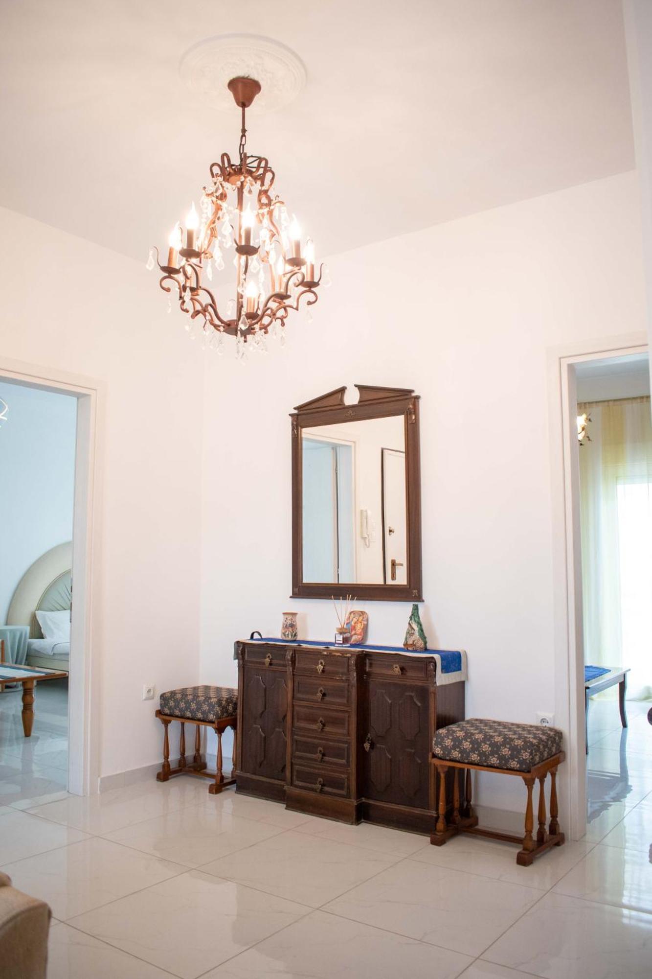 C.16 The Nest #Colony City Heart Thessaloníki Luaran gambar