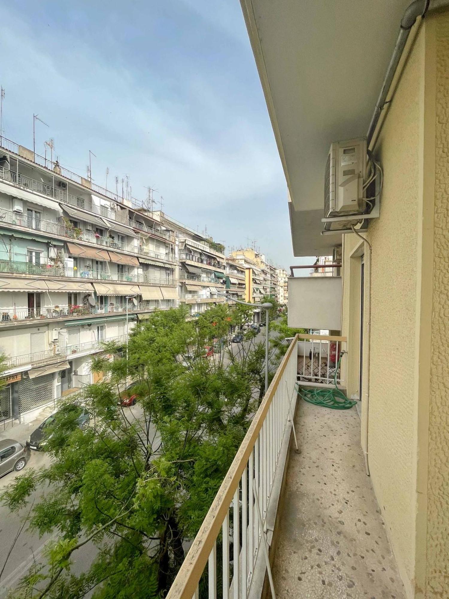 C.16 The Nest #Colony City Heart Thessaloníki Luaran gambar