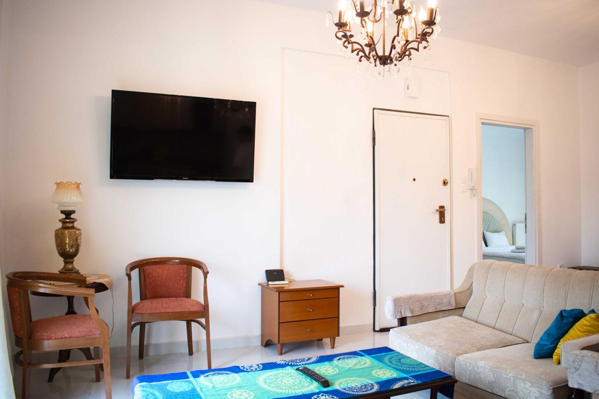 C.16 The Nest #Colony City Heart Thessaloníki Luaran gambar