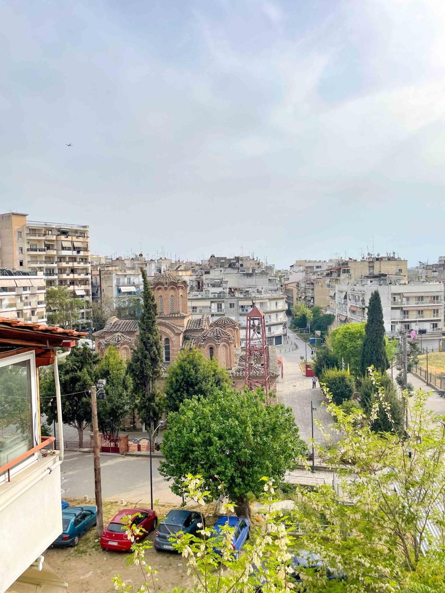 C.16 The Nest #Colony City Heart Thessaloníki Luaran gambar