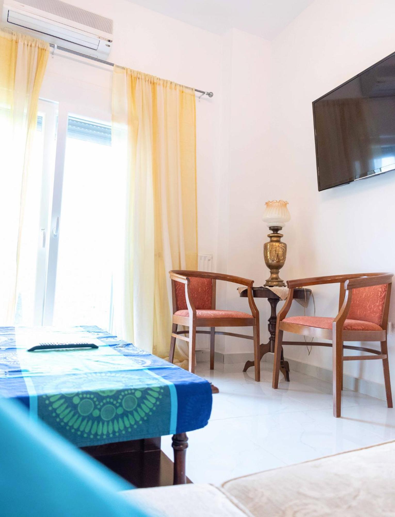 C.16 The Nest #Colony City Heart Thessaloníki Luaran gambar
